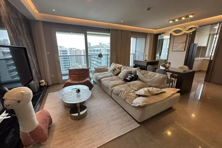 Cheng Zhi Hua Ting - Agent Selection